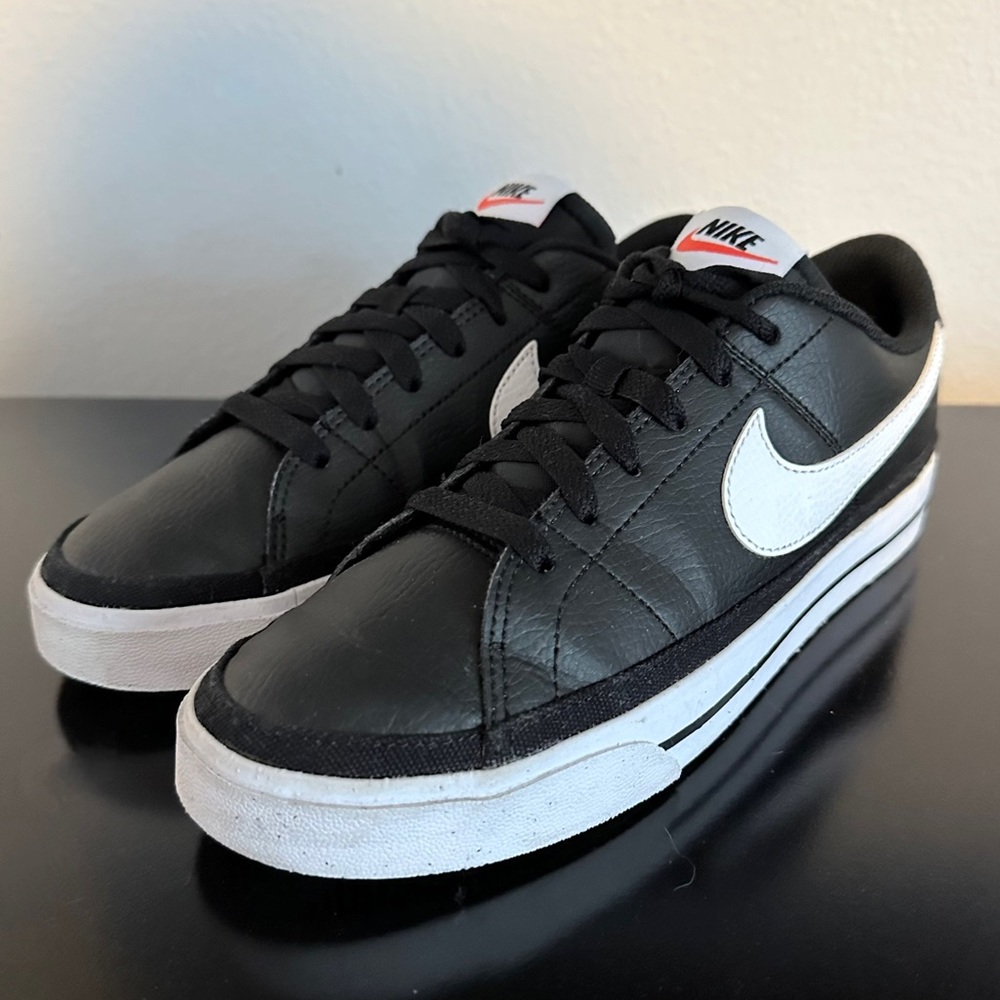 Nike Men’s Court Legacy